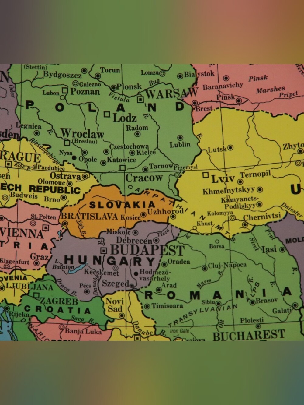 Cram Maps 50"×44" Classroom Roll-up Map Of Europe - Picture 3 of 8
